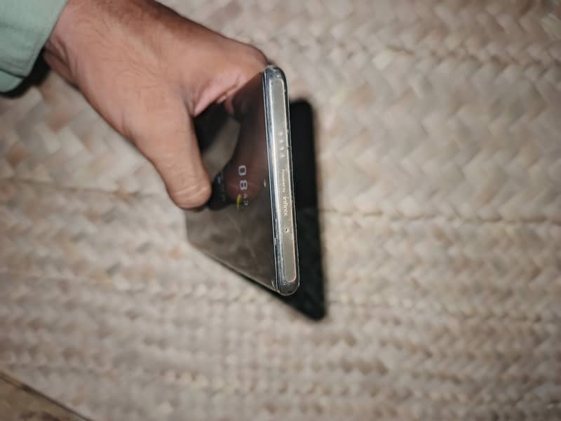 Infinix Zero 30 6