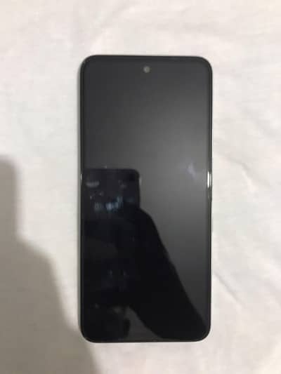 Infinix Hot 60i – 2 Months Used (Complete Box & Original Accessories)