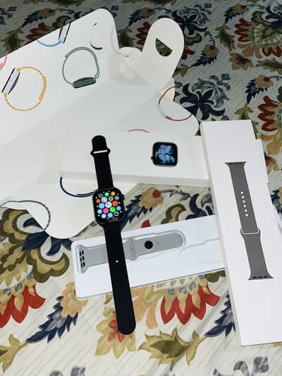 Series 11 Smart Watch | AMOLED Display | Apple logo | Complete Box