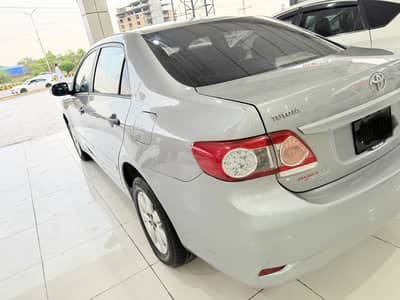 Toyota Corolla GLI 2012