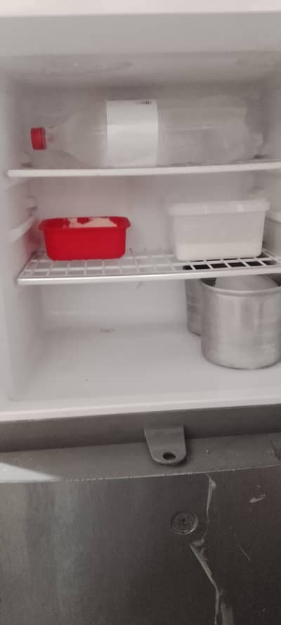 Haier refrigerator Model HRF-246