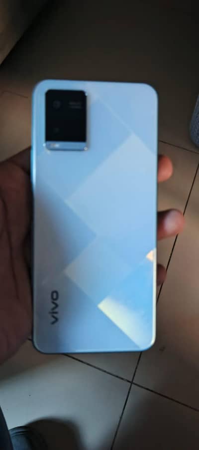 Vivo Y21 for sale