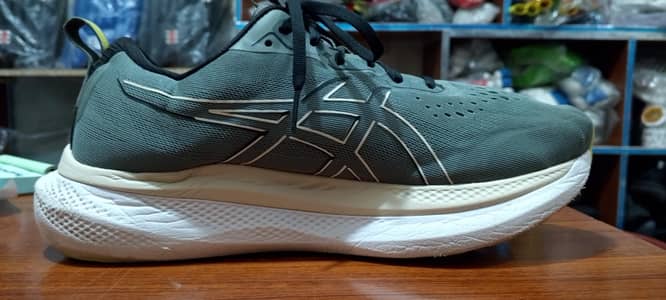 ASICS FF BLAST MAX