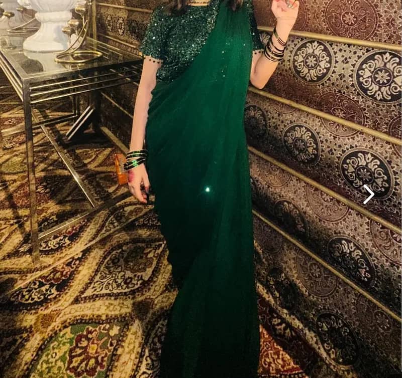 saree 0
