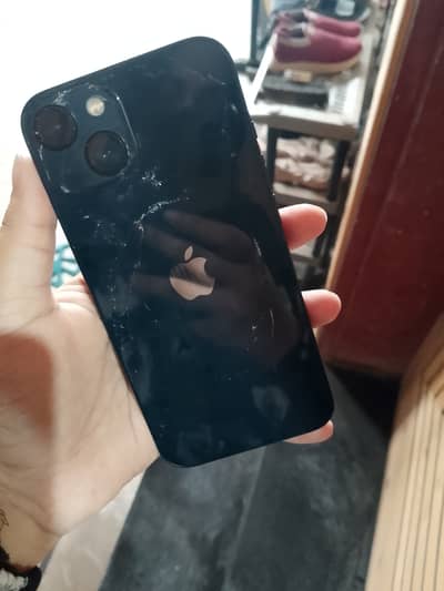 Apple iPhone 13