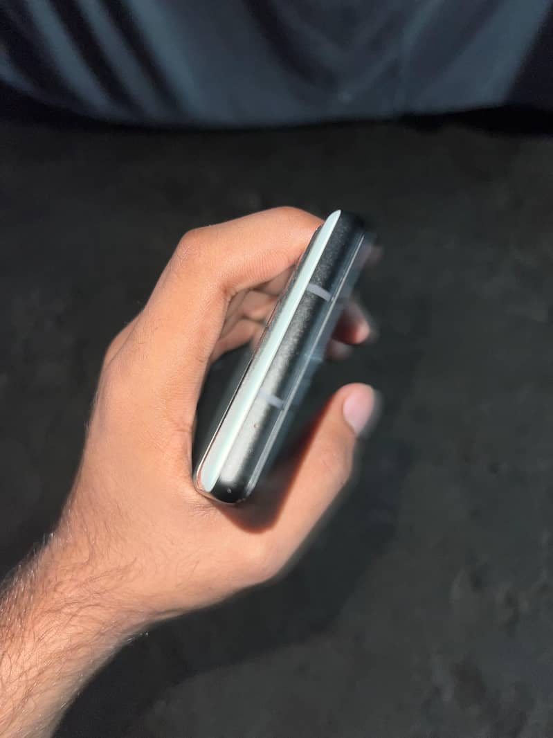 Google Pixel 6a 3