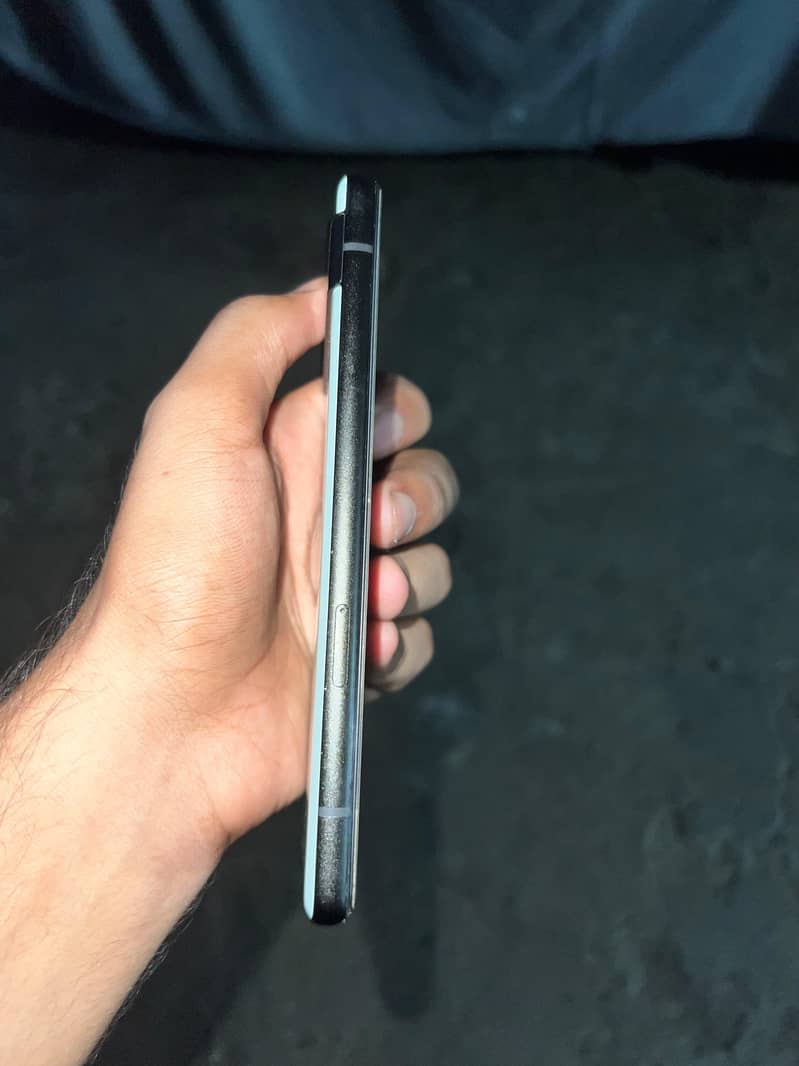 Google Pixel 6a 4