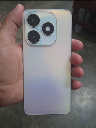 Tecno Spark 20 For sale in wah cantt 03195259377