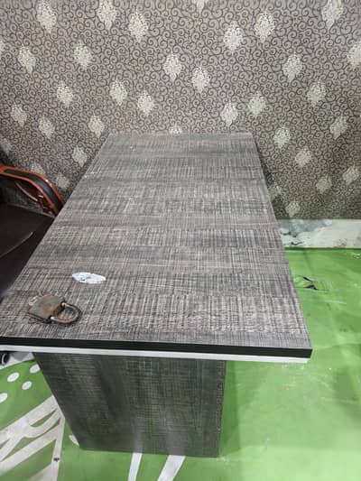computer table