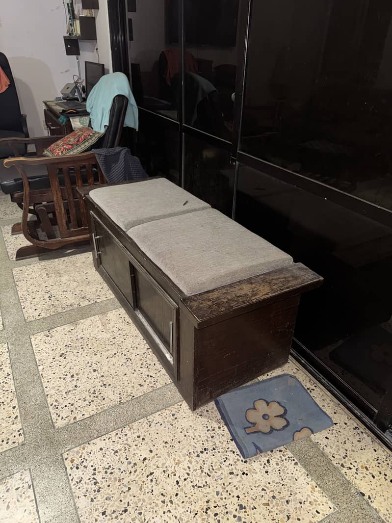Storage bench 1