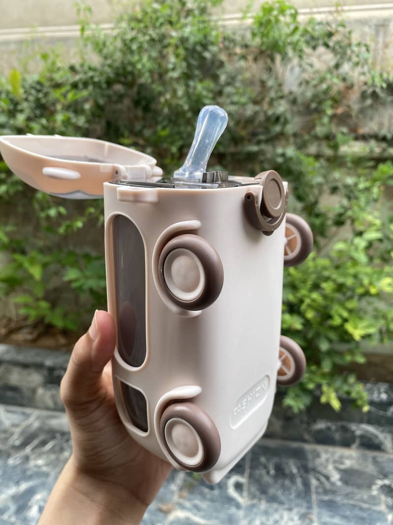 Bus bottle 2