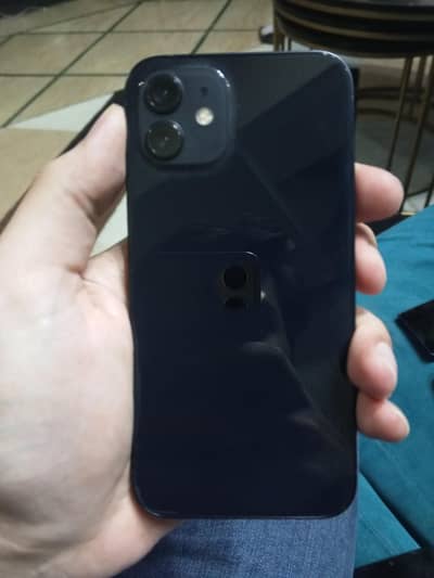 Apple iPhone 12