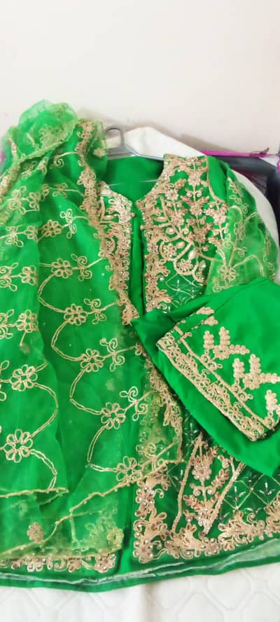Rs 2500