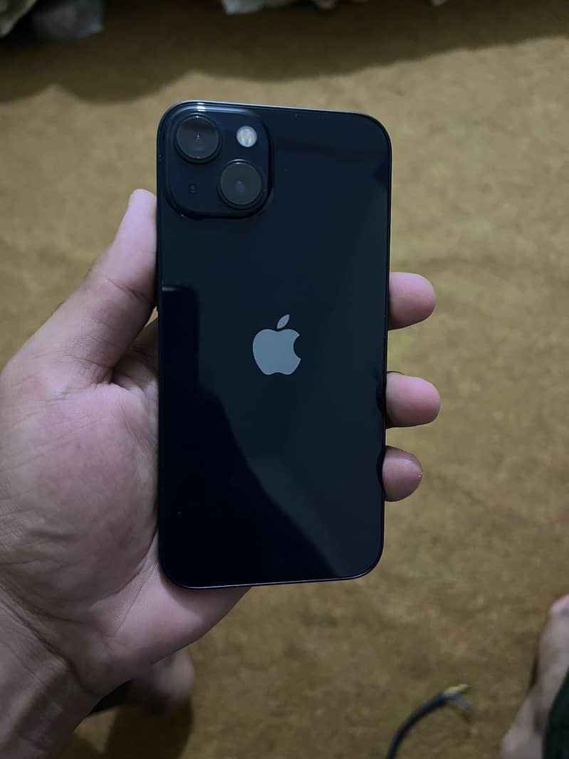 Apple iPhone 13 2