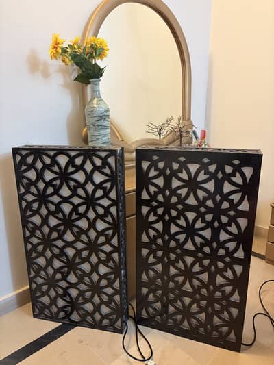Set of two standing lamps