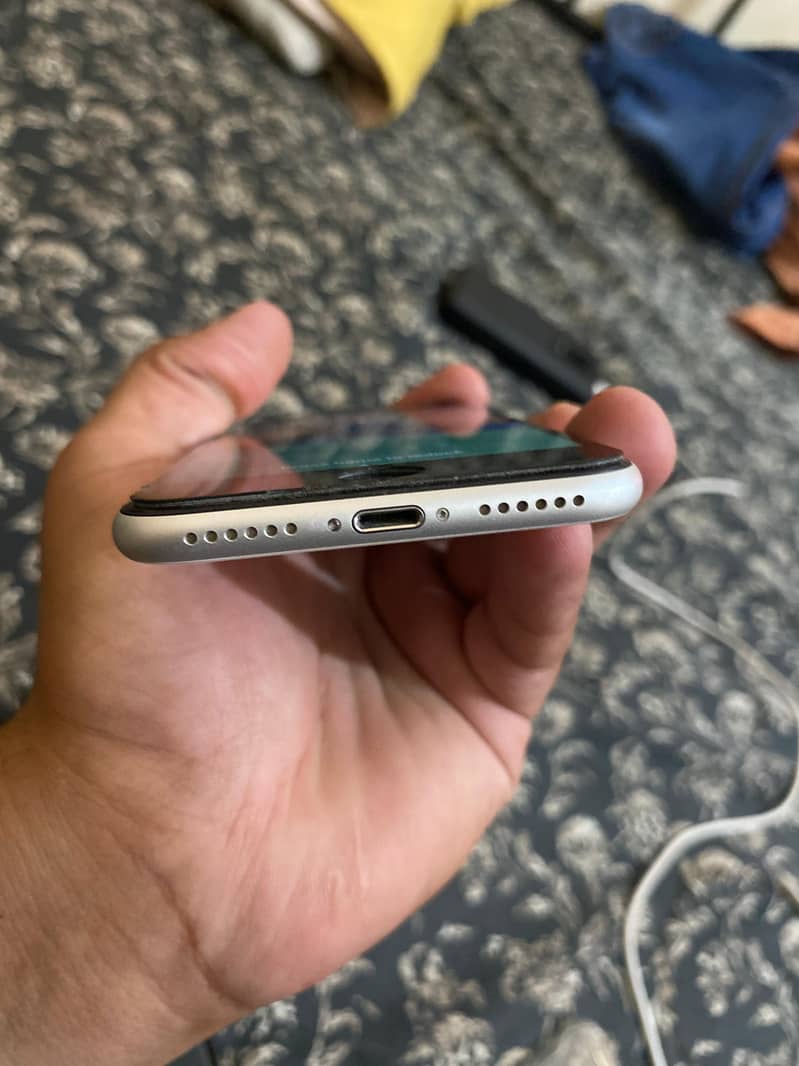 Apple iPhone SE 2
