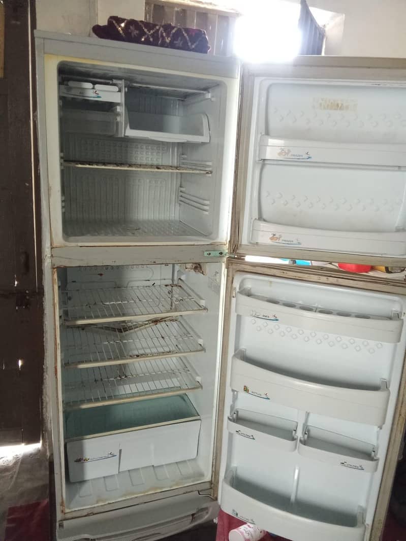 pell fridge 2