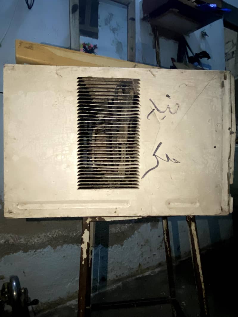 good condition AC 3