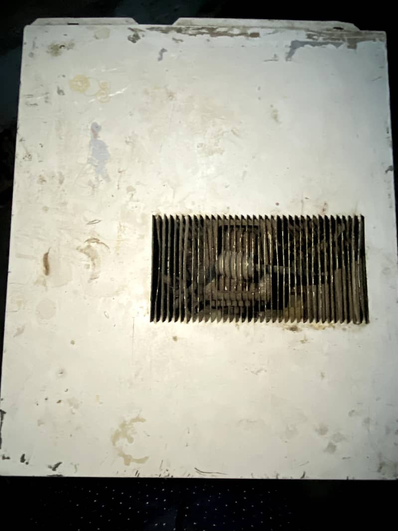 good condition AC 4