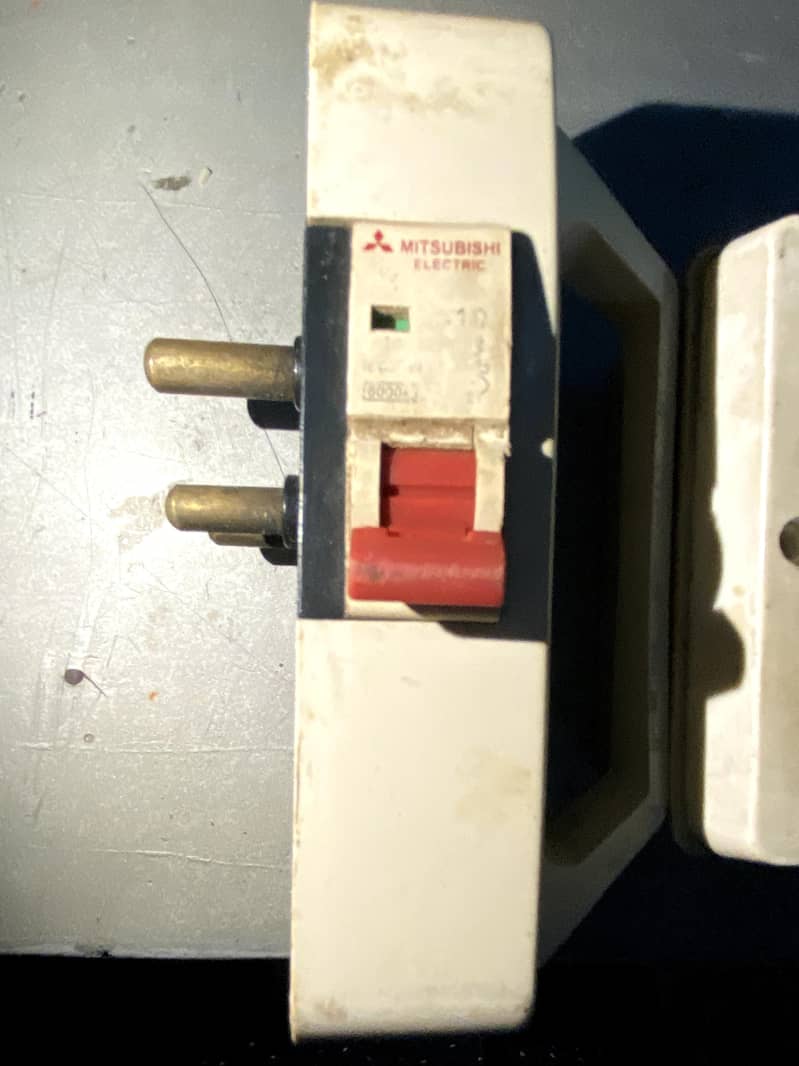 good condition AC 9