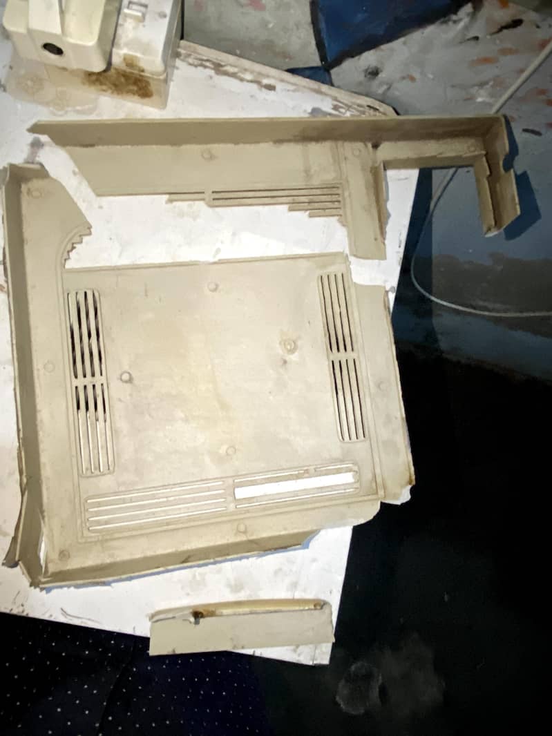 good condition AC 12