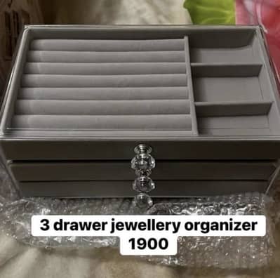 Jewellery organizer