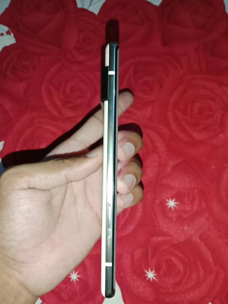 Google Pixel 6 Pro 2
