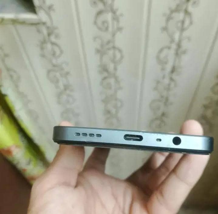 Realme Note 60x 3