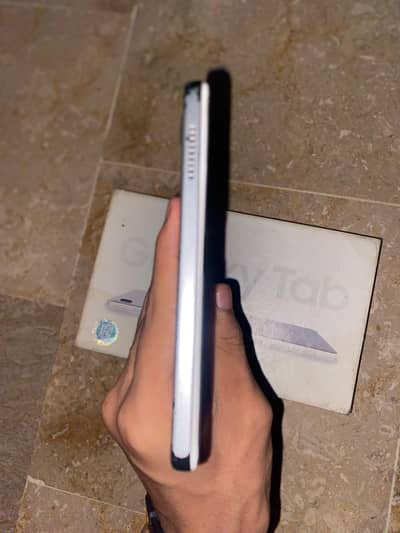 Samsung Galaxy A7 lite