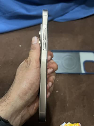 Apple iPhone 16 Pro Max