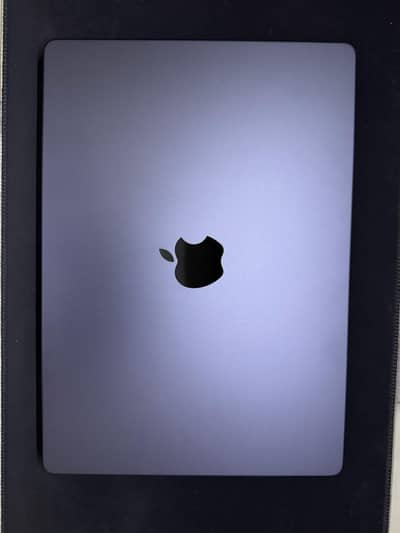 MacBook Pro M4 | 14 inch | 16 GB RAM |  512 GB SSD