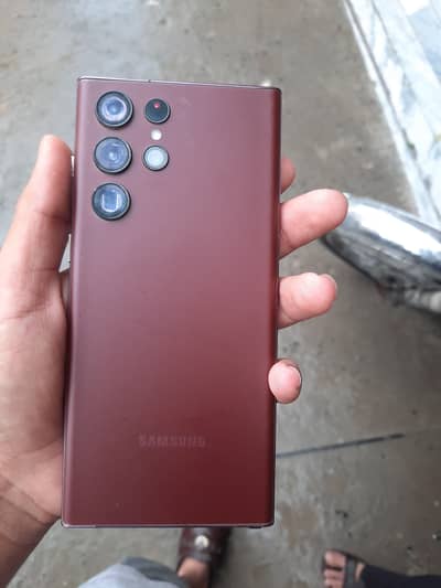 Samsung S22 ultra Burgundy Colour
