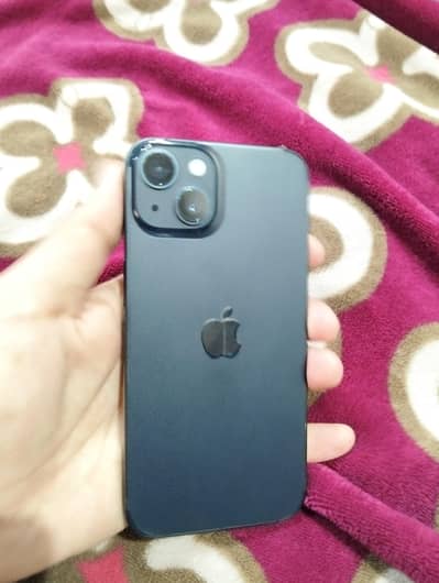 Apple iPhone 13