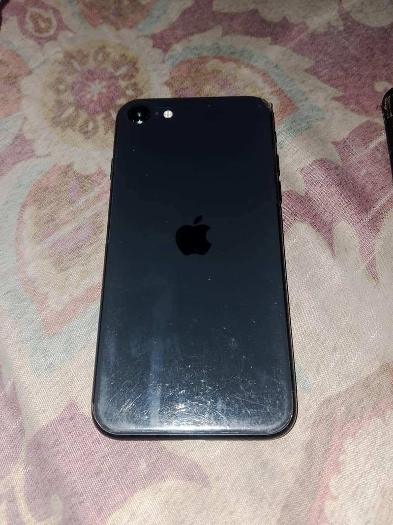 Apple iPhone SE 3