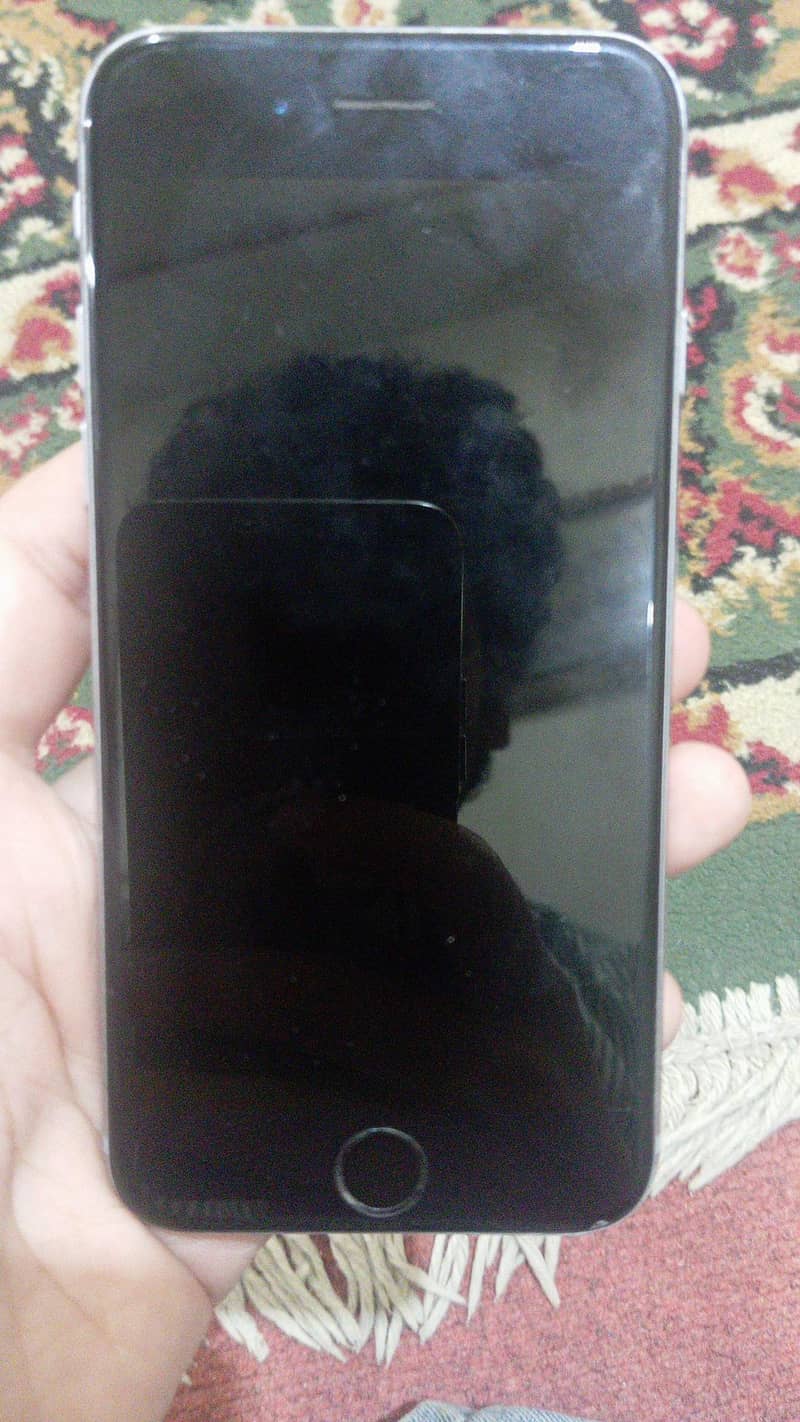 Apple iPhone 6 03068461843 1