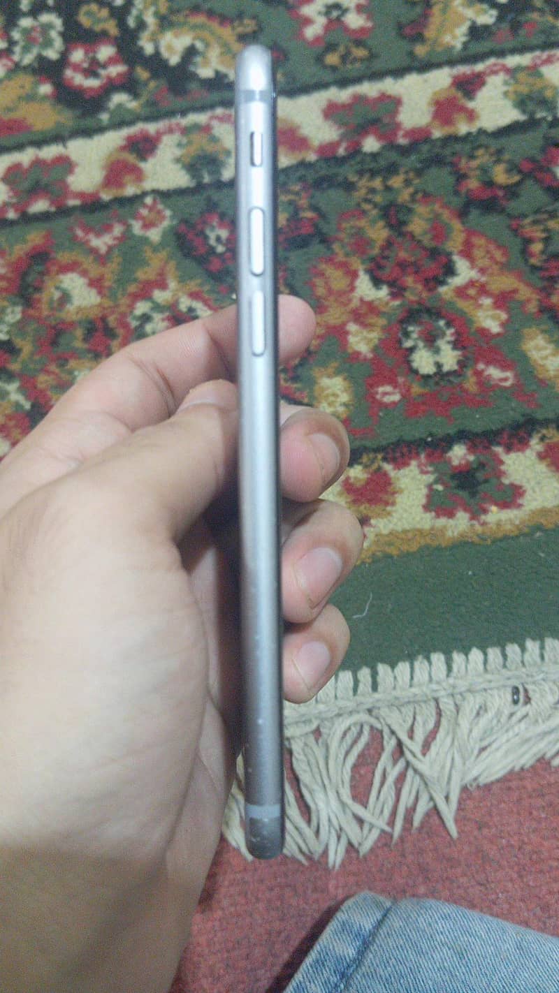 Apple iPhone 6 03068461843 2