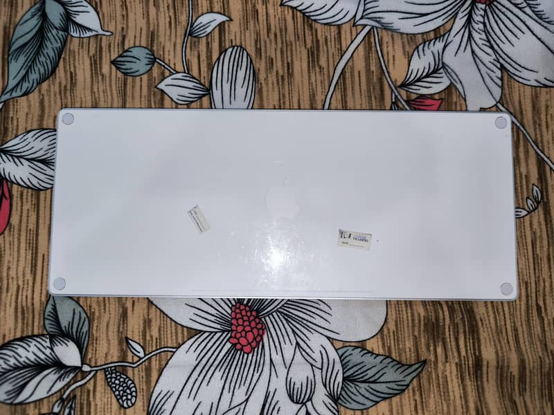Apple Magic Keyboard 2 1