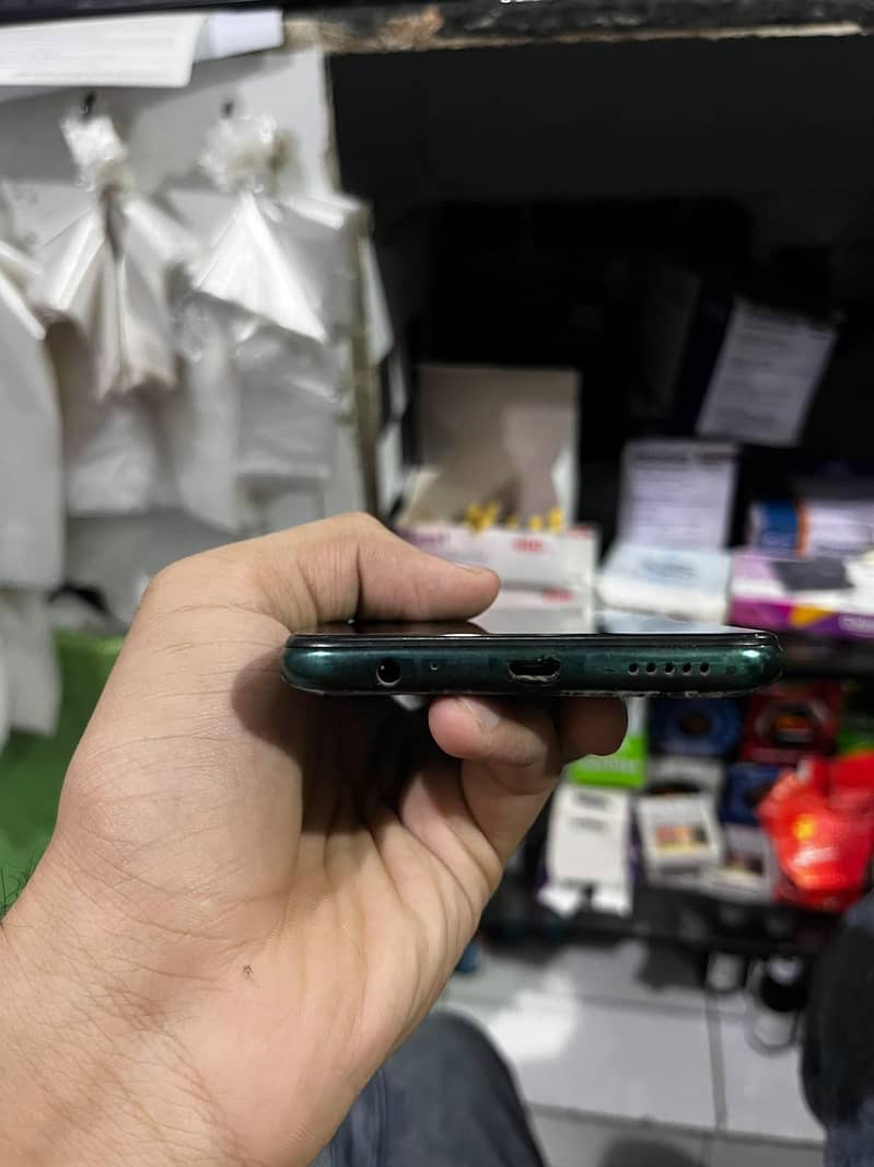 Infinix Note 7 4
