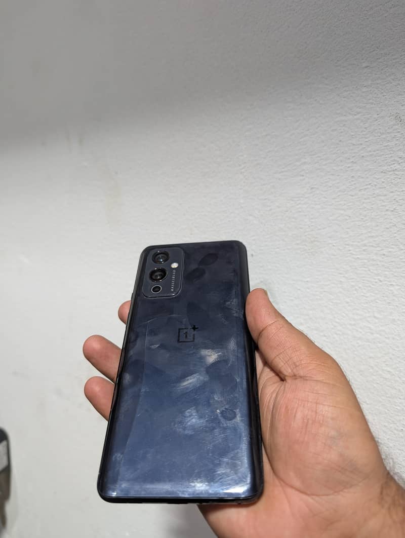 OnePlus 9 6