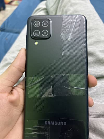 Samsung a12