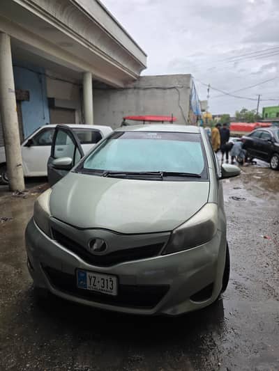 Toyota Vitz 2011