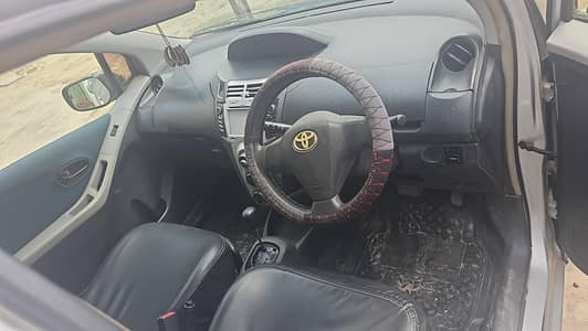 Toyota Vitz 2005