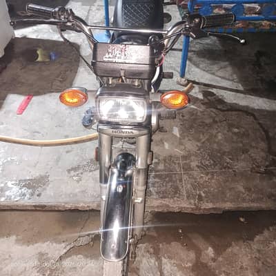 sub ok hy gadi m koi Kam nahi karwana