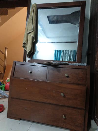 dressing table only (sheesham wood)
