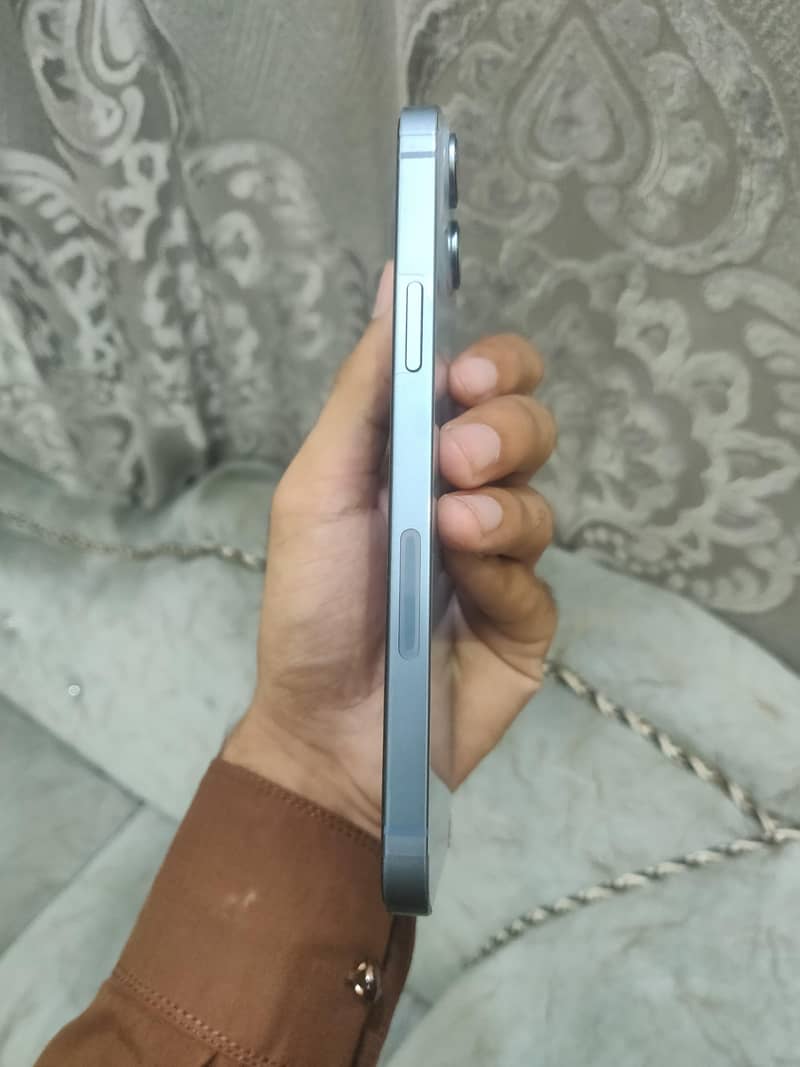 Apple iPhone 14 plus 4