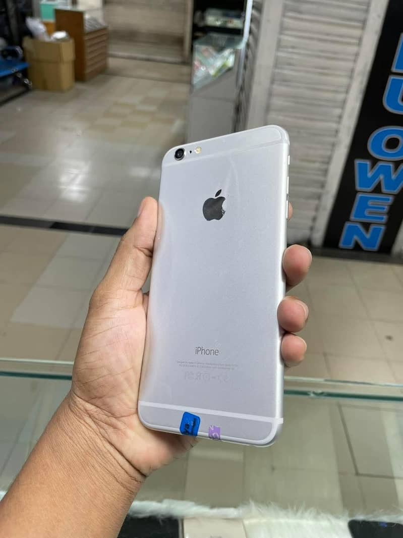 Apple iPhone 6S Plus 2