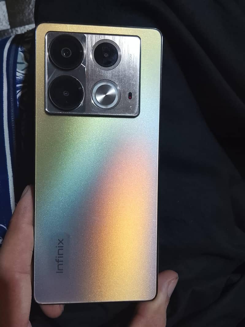 Infinix Note 40 0