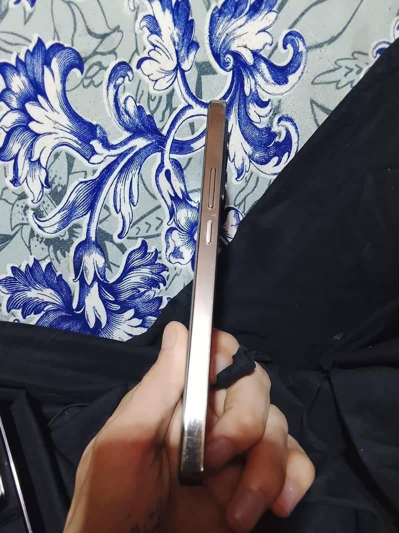 Infinix Note 40 2