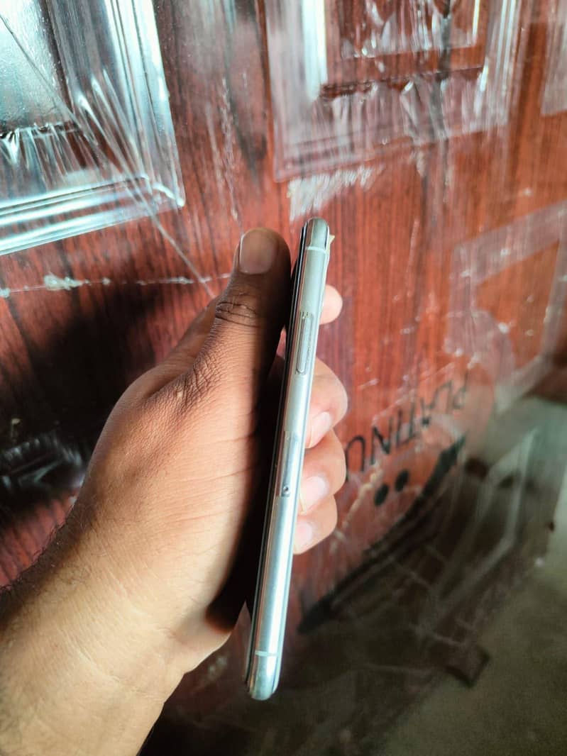apple iphone 11pro 2