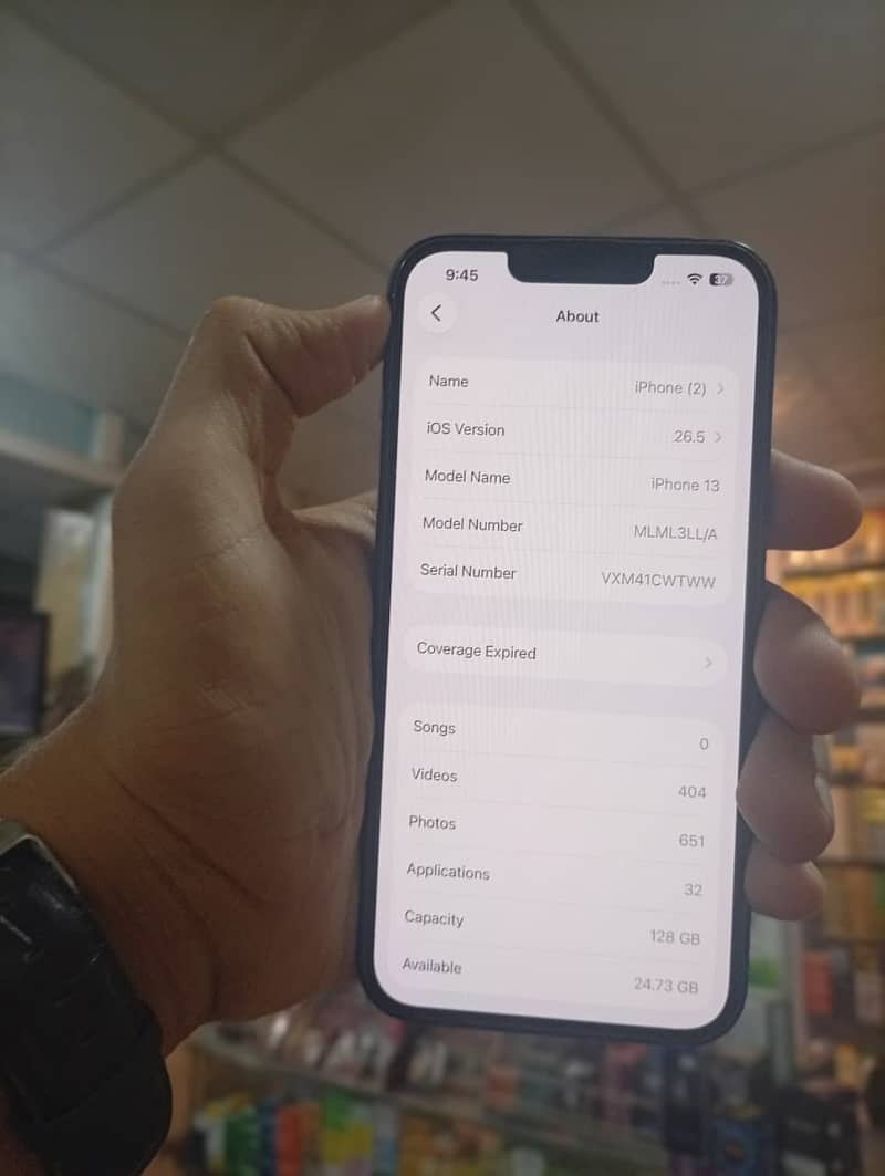 Apple iPhone 13 2
